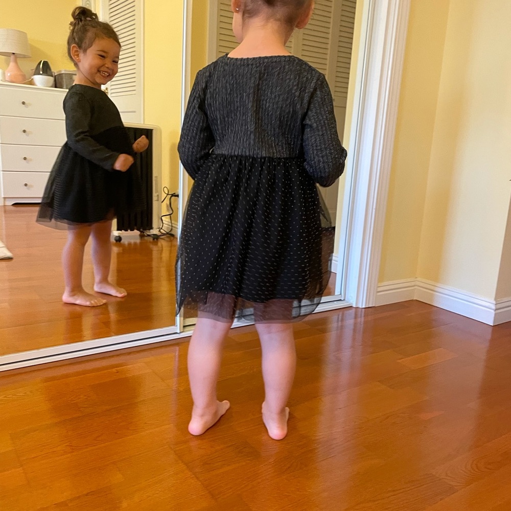 Dress - Picture 4 of 4